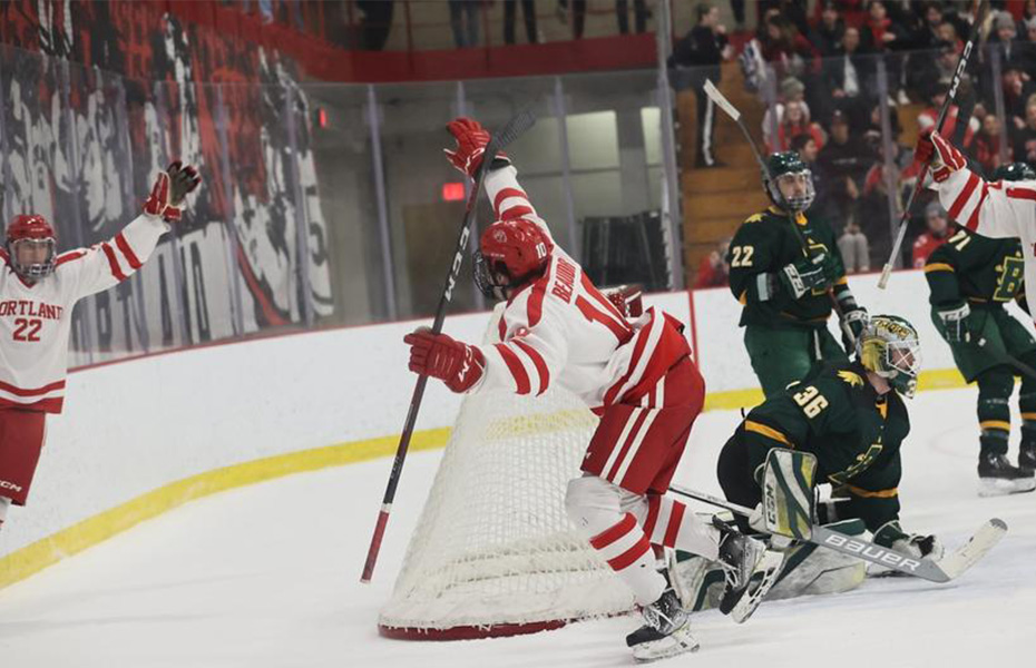 Cortland Men's Ice Hockey Defeats Brockport, 5-1, to Advance to SUNYAC Semifinals