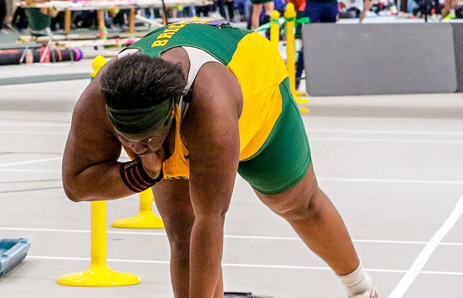 Crockett Earns 2nd Top-20 Finish Nationally, Indoor Championships Come to a Close