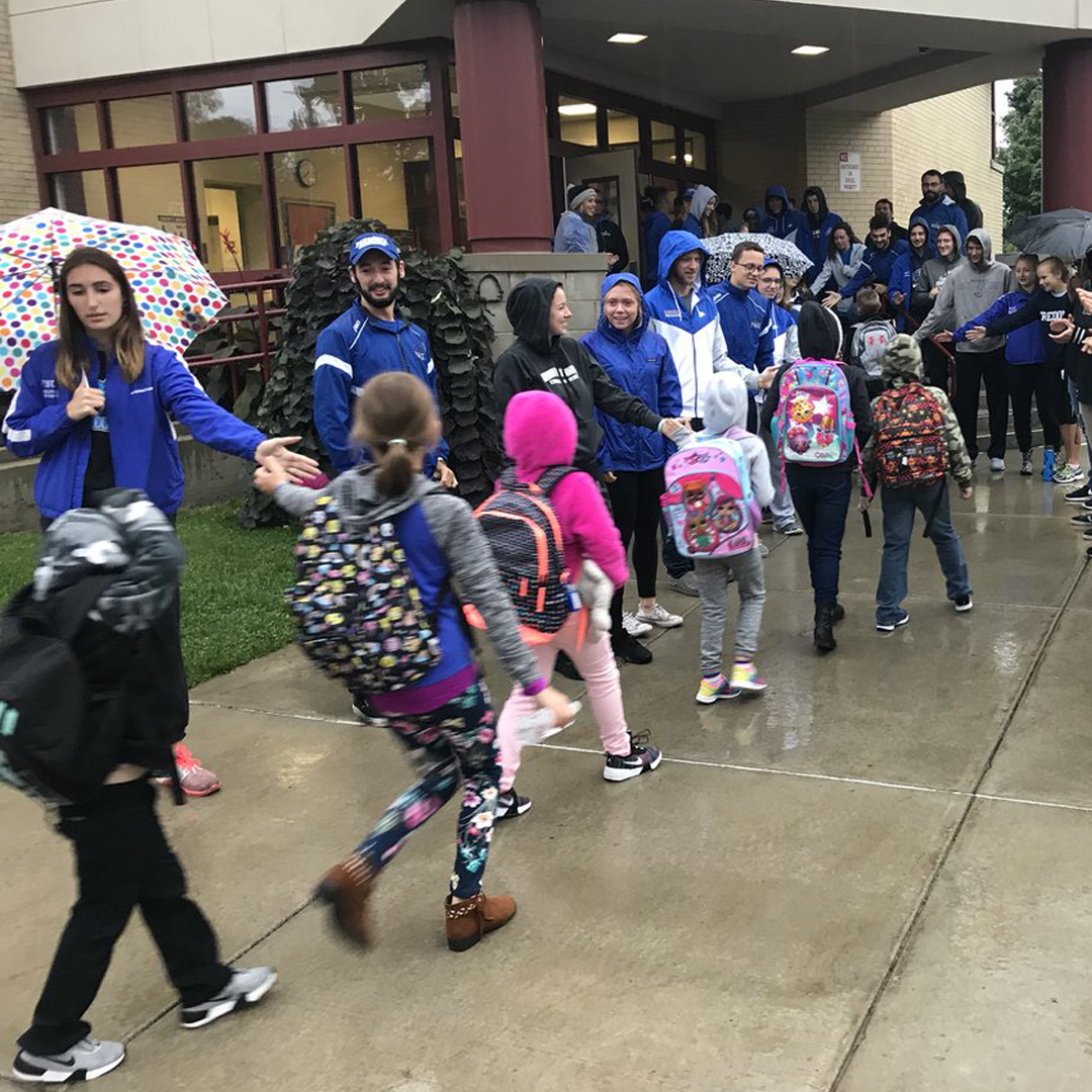 Athletes off the Field: Fredonia student-athletes encourage kids at elementary schools