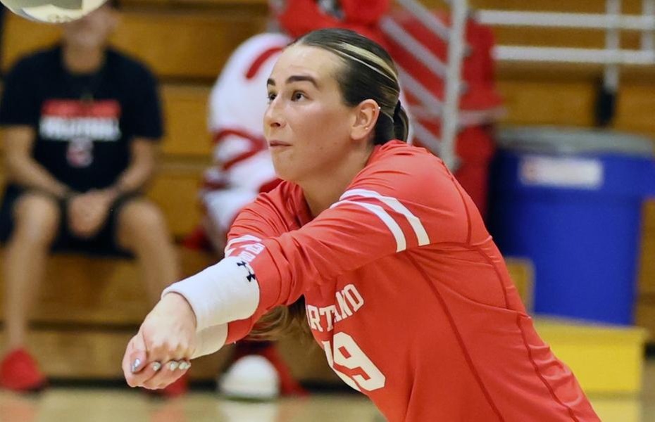 Martens Named 2023 SUNYAC Women's Volleyball Scholar Athlete of the Year