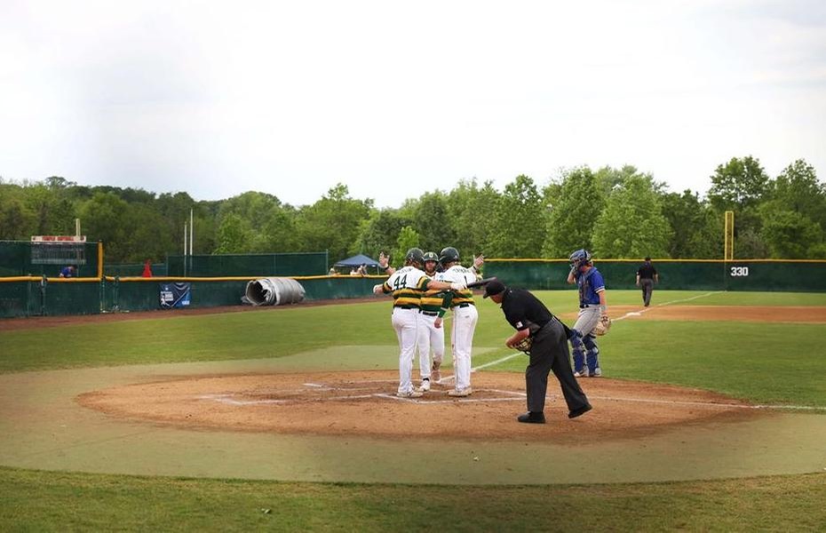 Lakers Victorious in First Game of Regionals