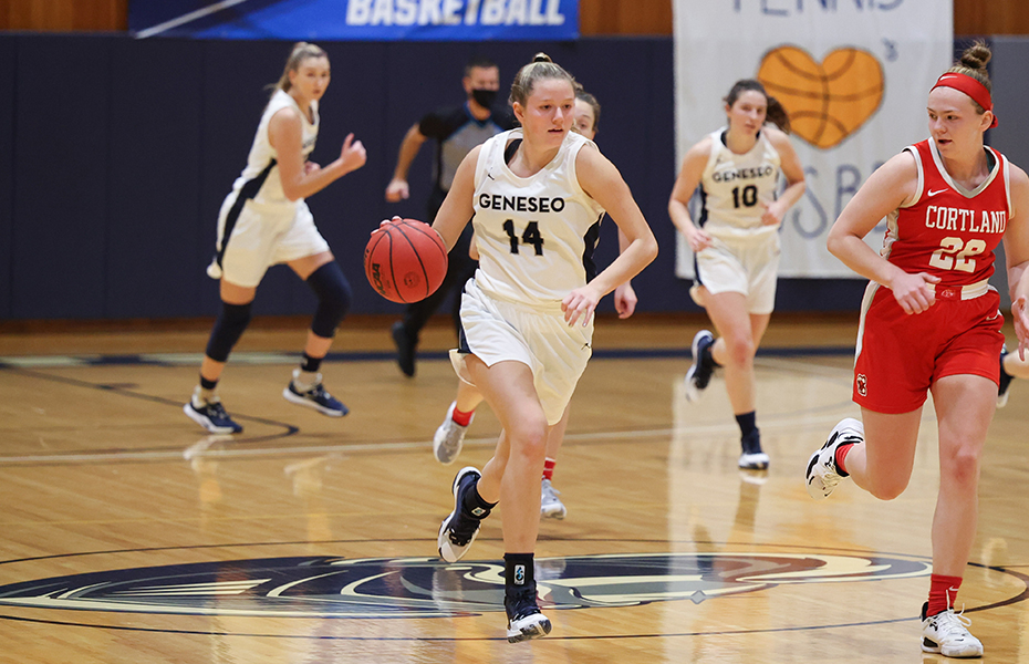Stockman Named SUNYAC Women's Basketball Scholar Athlete of the Year