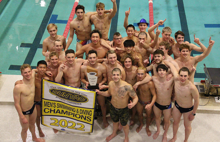 Geneseo Captures 2022 Men's Swimming and Diving championship title