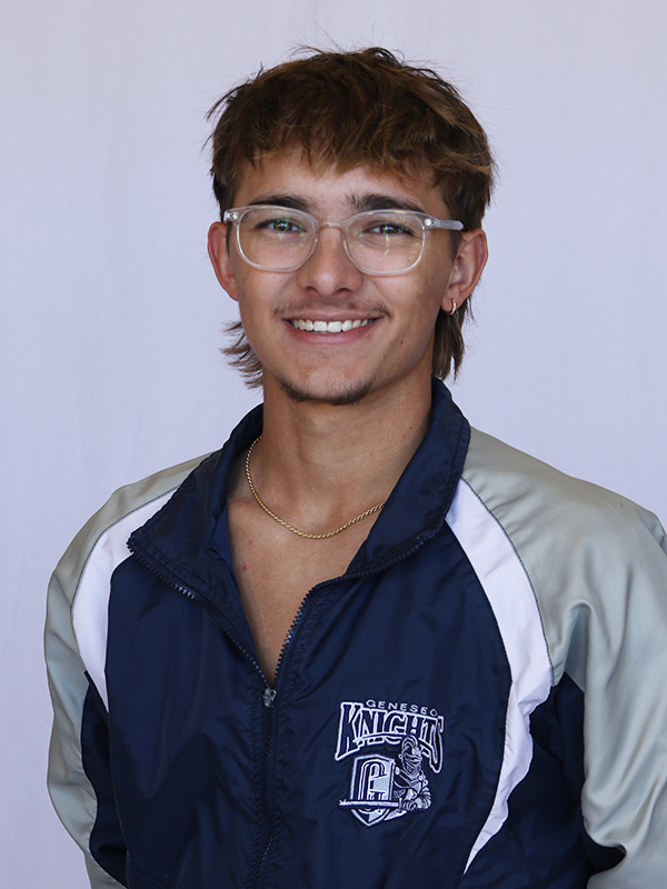 Geneseo's Trent Makowiec named Men’s Diver of the Week.