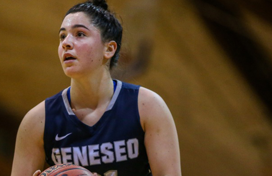 Geneseo women's Basketball Shoots Past Vassar, 74-55, in NCAA Tournament First Round
