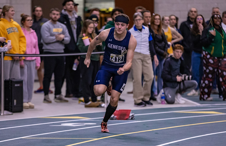 Kent Named 2024 SUNYAC Men's Indoor Track & Field Scholar Athlete of the Year