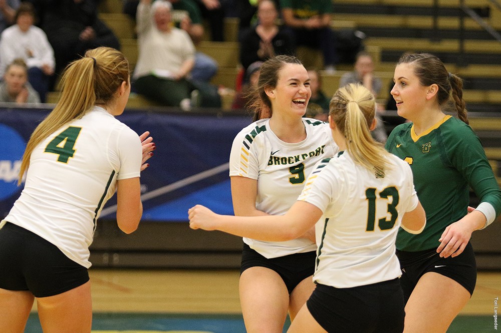 Brockport Volleyball Keeps Season Alive With Win Over Gallaudet